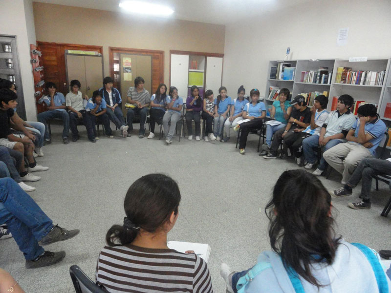 Taller en la radio escolar de Trancas, octubre de 2012